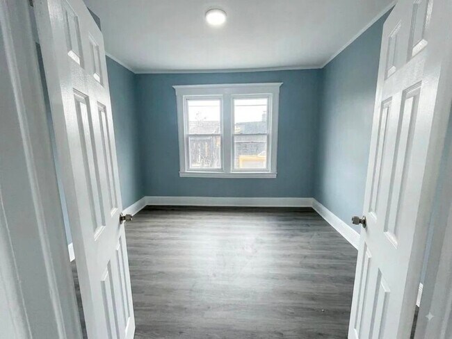 332 Hamilton Ave Unit 2