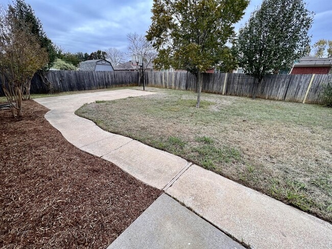 Photo - 2805 Yorkfield Ct