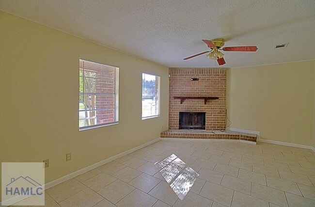 Photo - 1040 Charles C. Frasier Blvd