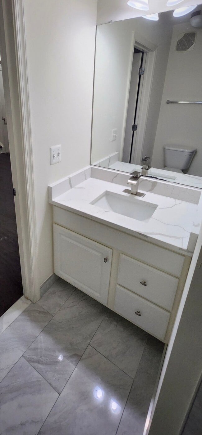 Photo - 1857 Cedar Cove Way