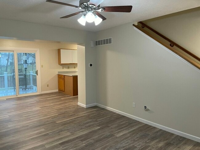 Photo - 242 New Richmond Dr