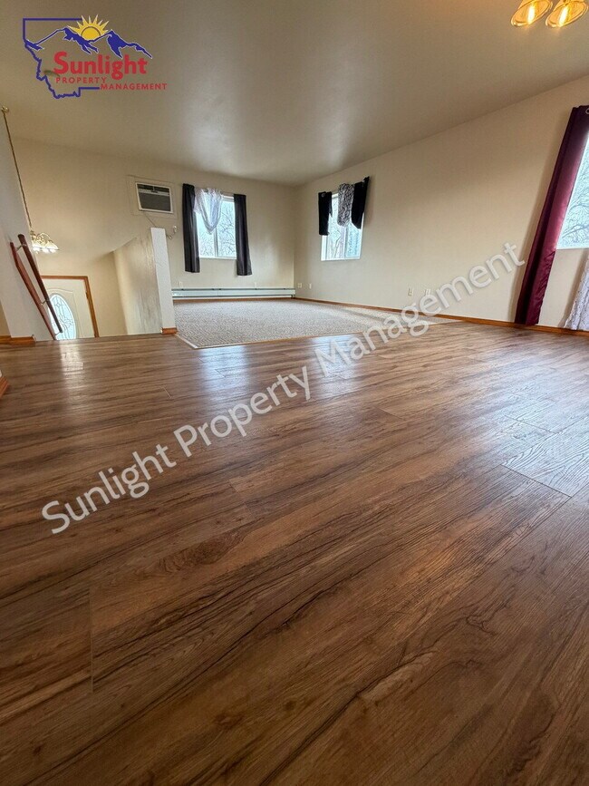 Photo - Spacious 3 Bed / 1.5 Bath Home with Garage & Off-Street Parking