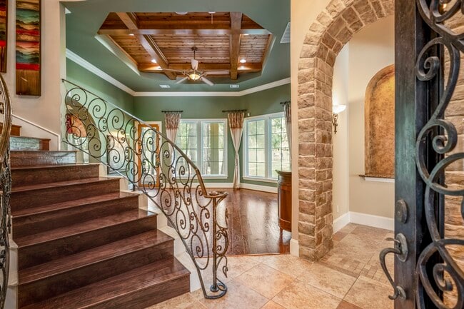 11918 Waterford Estates Ct