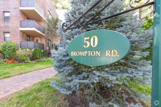 Photo - 50 Brompton Rd