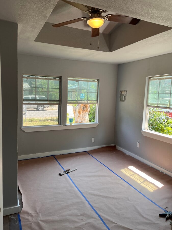 Photo - 323 Estrella St