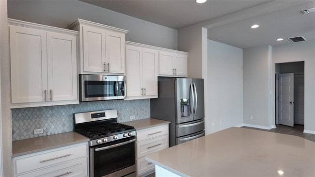 Photo - 2102 Dillon Pond Ln Unidad A