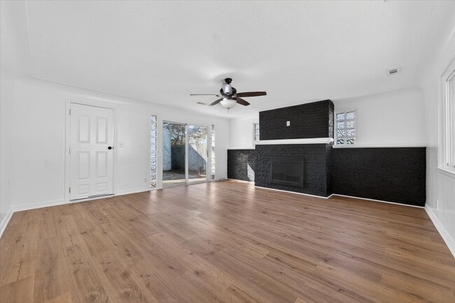 Photo - 23817 Willard Ave