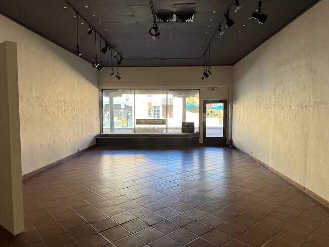 Photo - 107 Paseo Del Pueblo Norte Unit 1