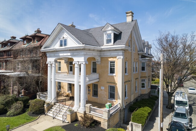4601.Spruce. The Mansion