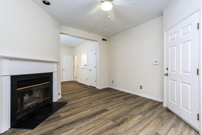 Photo - 5932 McPherson Ave Unit 2nd Floor