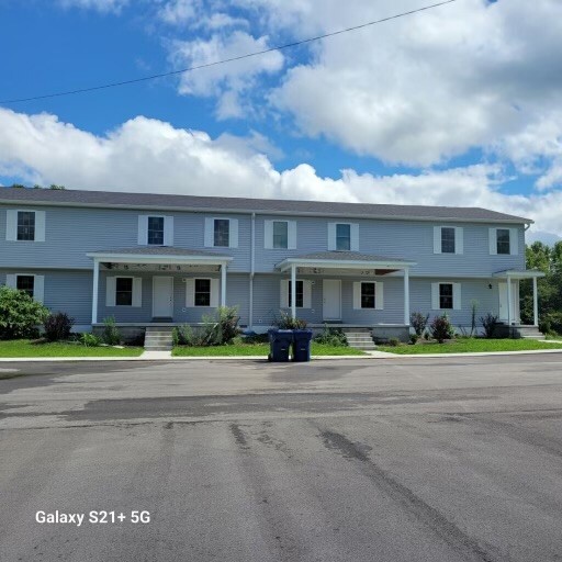 Only 3 & 4 bedroom apartments available - 297 Hemlock Subdivision Rd Unit #1