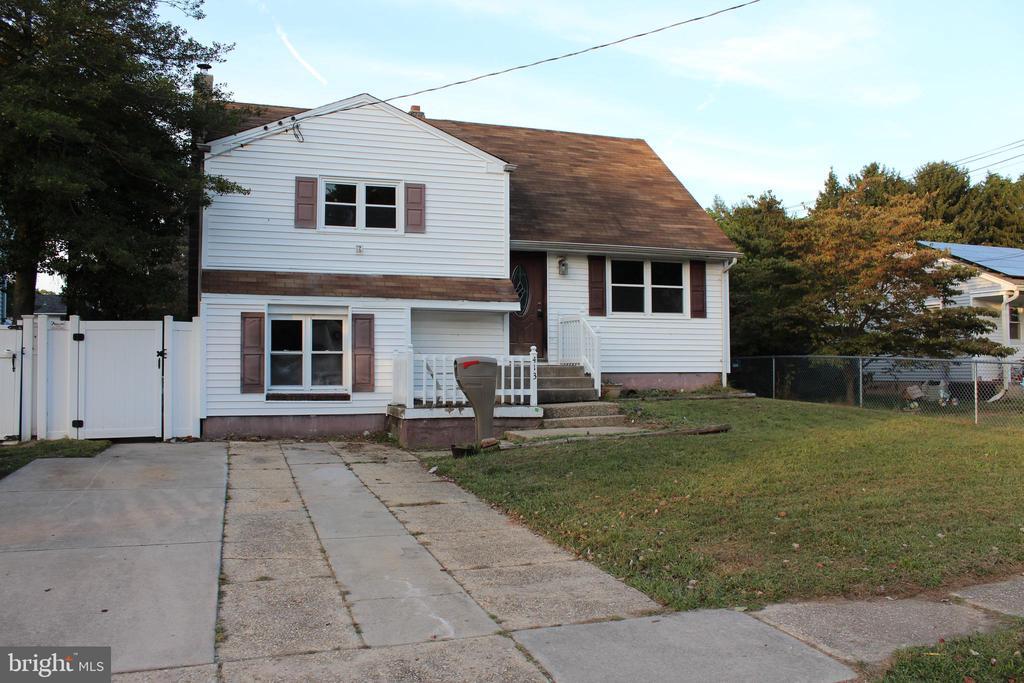 Photo - 413 Dickinson Rd