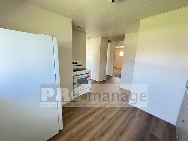 Photo - Cambridge Dr. (629 &amp; 637) Unidad 637