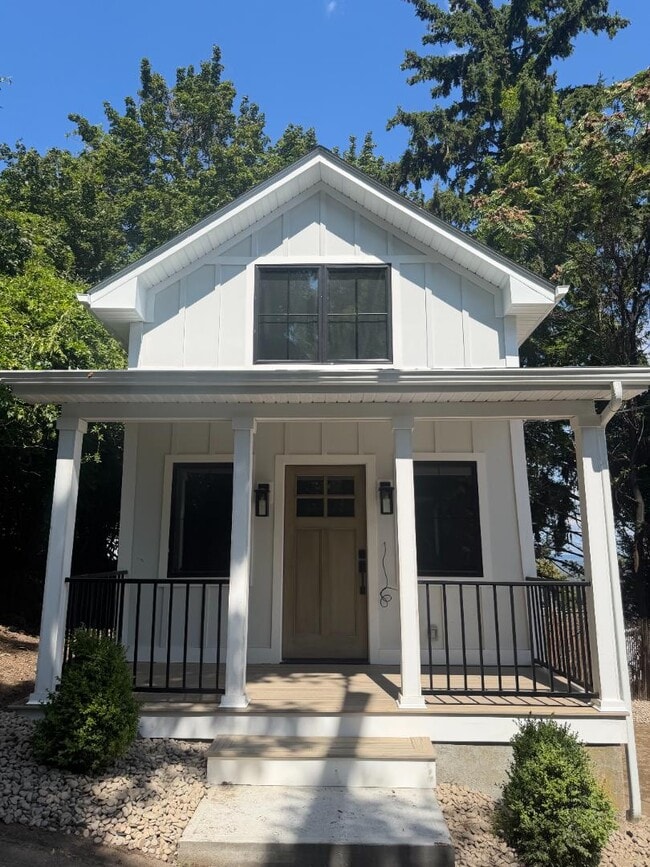 Photo - 14 Elm St