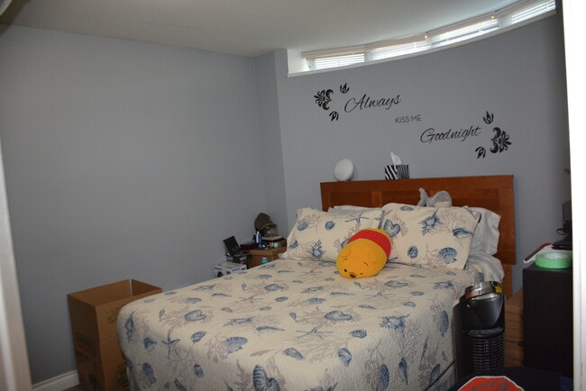 Photo - 448 64th Av E