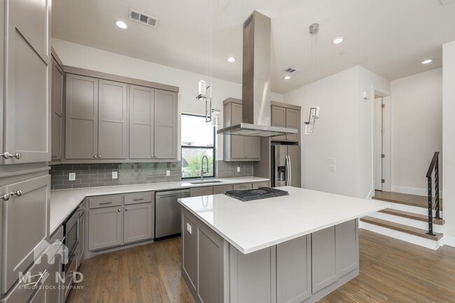 Photo - 4515 Cabell Dr