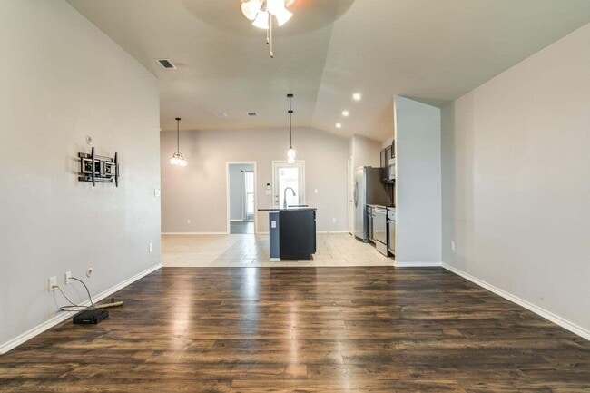 Photo - 14314 Avenue U