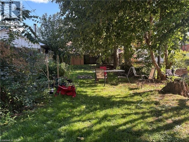 Photo - 174 East Avenue N