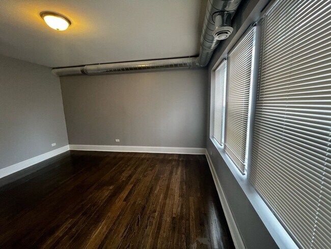 Photo - 7517 S Yale Ave Unit 3E