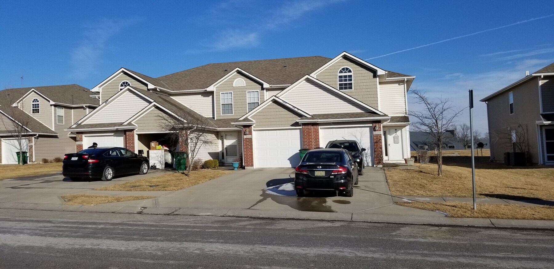 Photo - 814 SW Peach Tree Ln