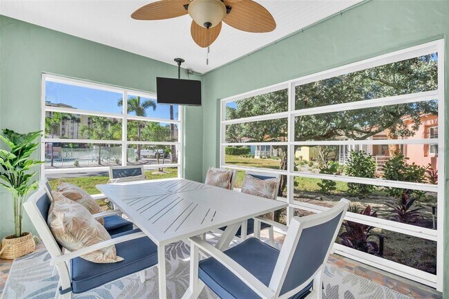 16613 Gulf Blvd
