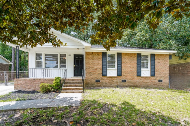 Building Photo - 125 Foxhunt Rd Rental