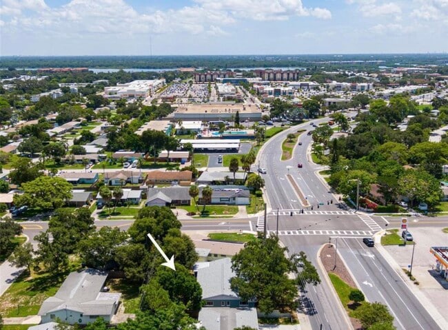 Photo - 11615 Park Blvd