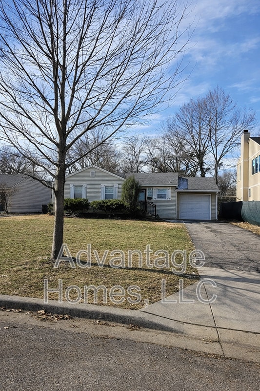Photo - 7228 Linden St