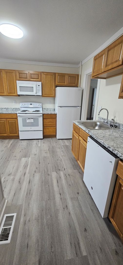 Photo - 11-15-15 Fairmount St Unit 15-2