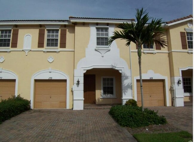 Photo - 173 SW Otter Run Pl