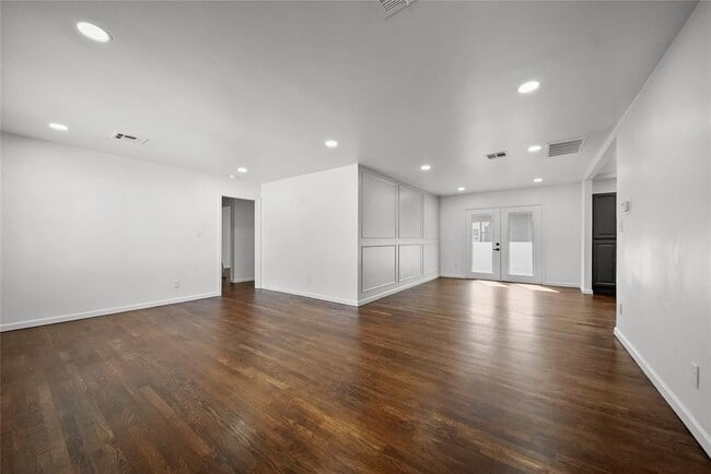 Photo - 1034 W Boyd St