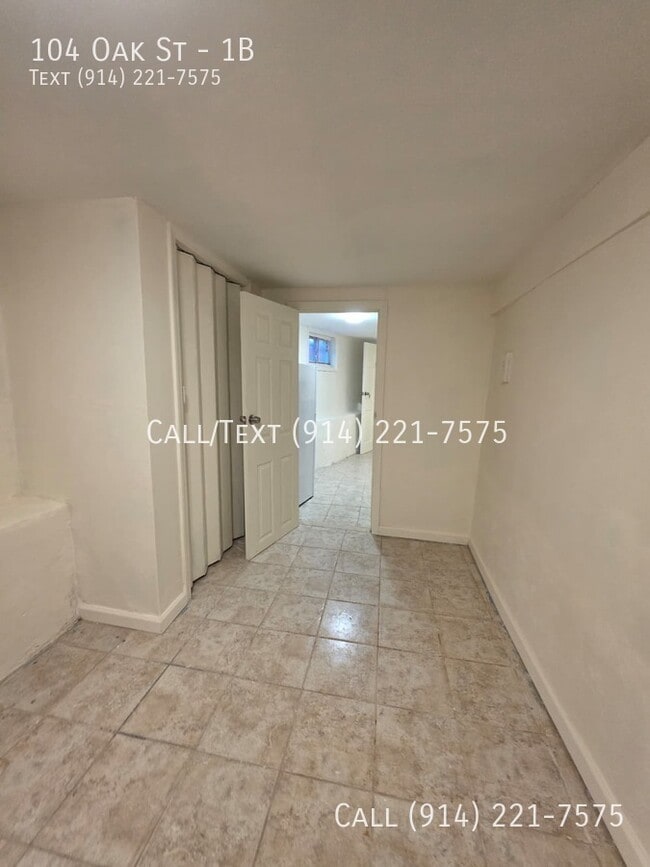 Photo - 104 Oak St Unit 1B