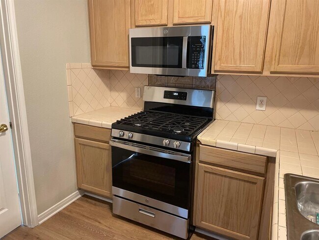 Photo - 6025 Perlita Dr