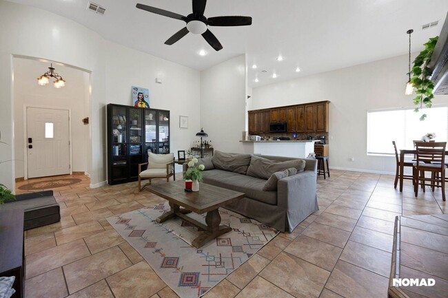 Spacious 4BR House in Las Cruces - Spacious 4BR House in Las Cruces