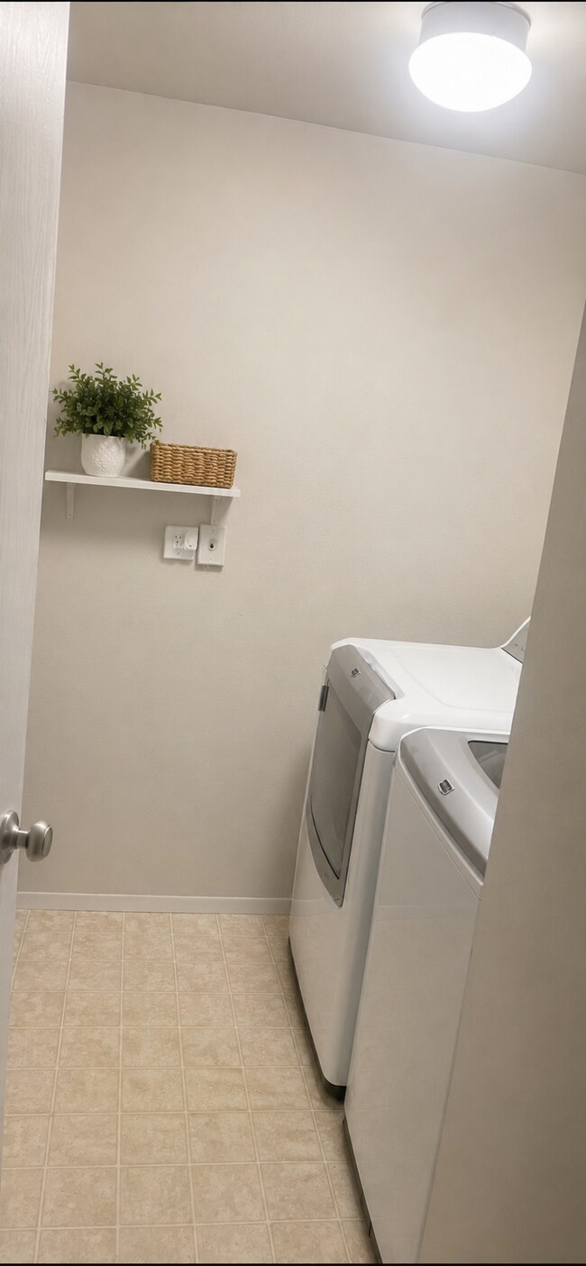 Photo - 14214 E 1st Dr Unit c08