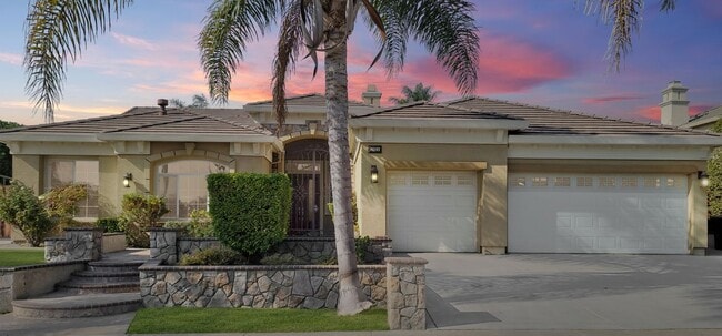 Photo - 2321 Star Lilly St