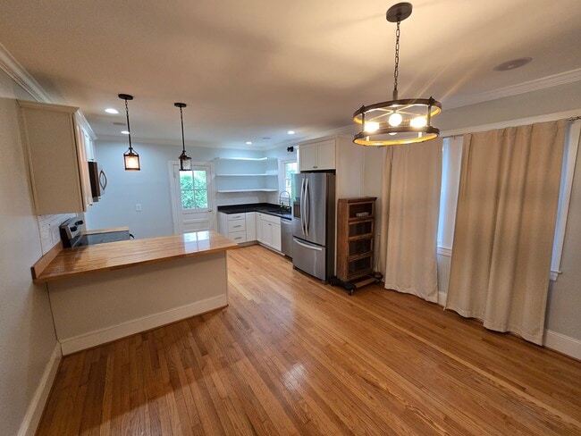 Photo - 7388 Oldhams Rd