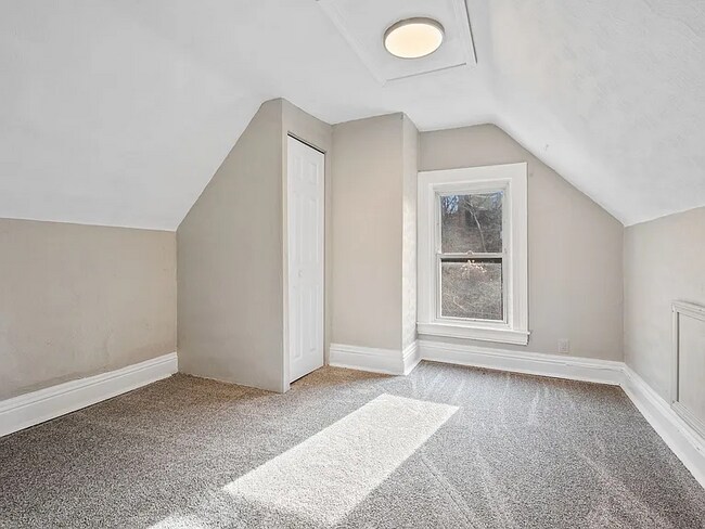 Photo - Marlow nice home