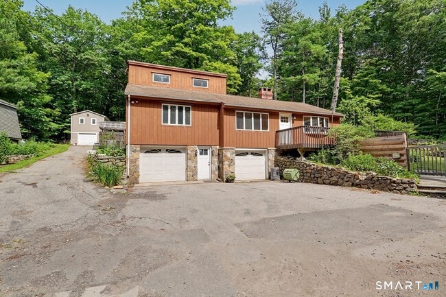Building Photo - 52 Stanley Rd