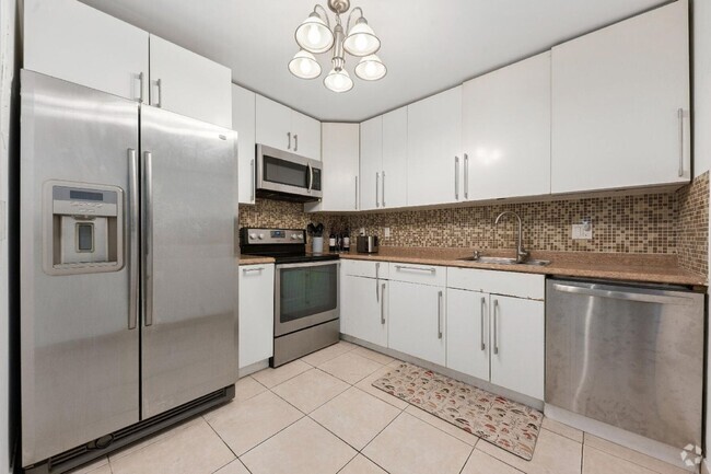 Building Photo - 622 NW 13th St Rental