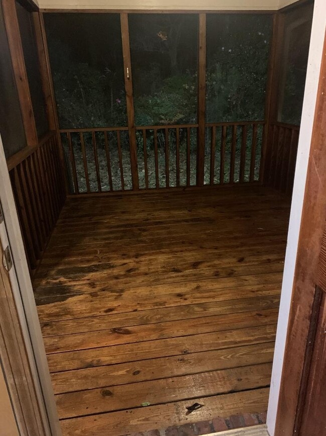 Photo - 964 Ridgewood Cir