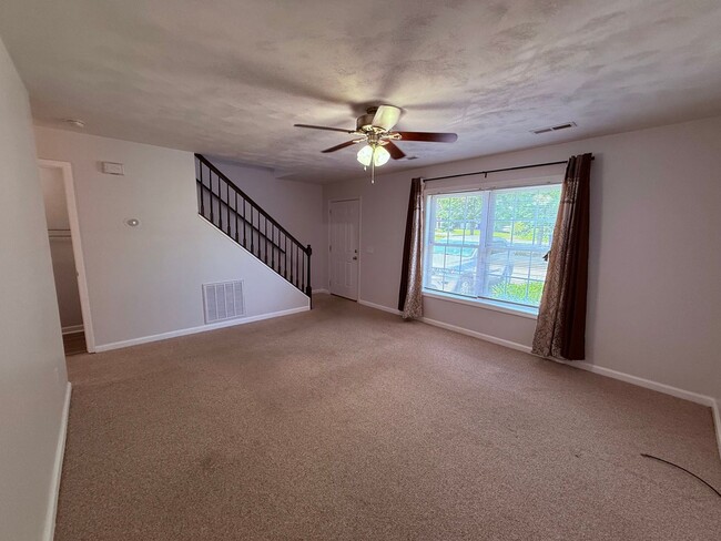 Photo - 3 Bedroom, 1.5 Bath Townhouse