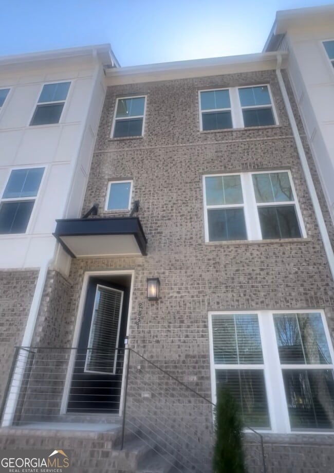 Building Photo - 2567 Astaire Ct NW