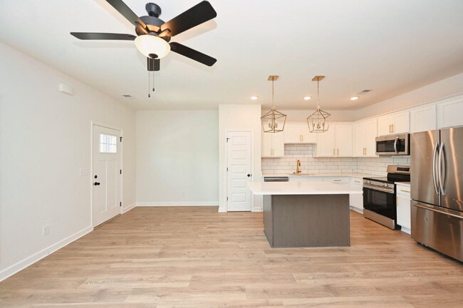 Photo - Like-New Modern Townhome Near Dining, Shopping, Trails & Old Hickory Lake