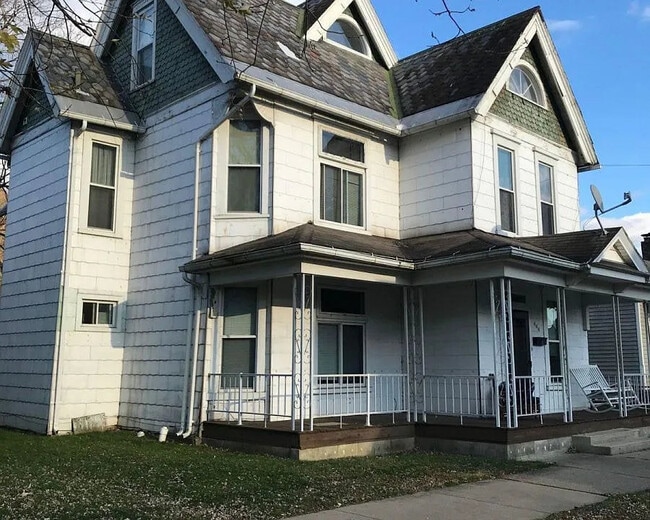 Photo - 444 Chestnut St