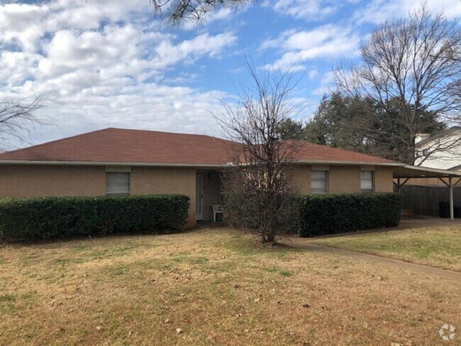 Building Photo - 112 Forestwood Dr Rental