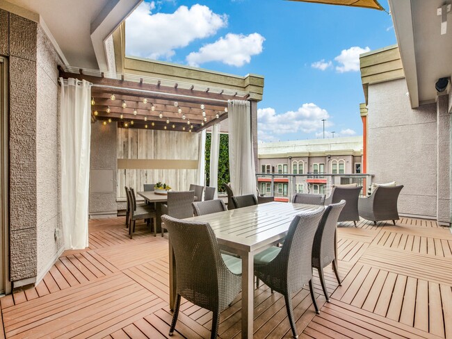 Photo - Capitol at Stonebriar