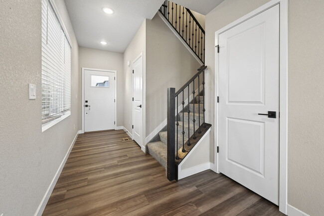 Photo - 11197 House Finch Ln