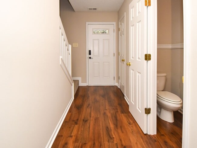 Photo - 33 Scott Hollow Dr