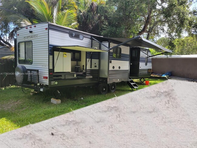 Photo - 1419 SW 33rd Ct Apartment Unit RV
